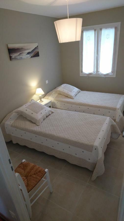 Les Lauzes De St Michel-la Sarriette Holiday home Entrechaux
