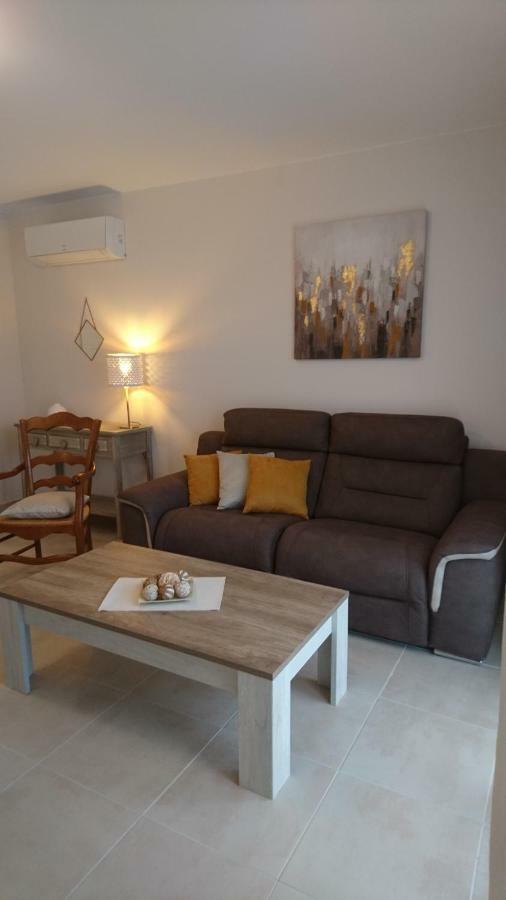 Holiday home Les Lauzes De St Michel-la Sarriette